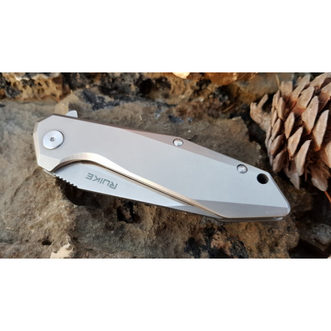 Ніж складаний туристичний Ruike P135-SF, (9.2 см) 14C28N / steel 420 сірий
