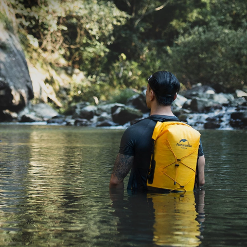 Рюкзак водонепроникний Naturehike NH21FSB04, 40л, жовтий