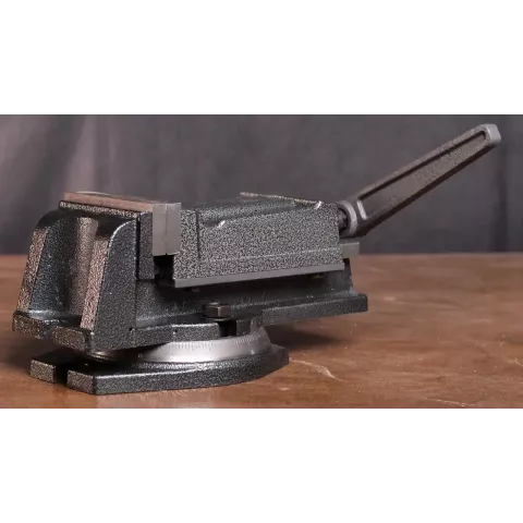 Лещата верстатні Holzmann I100
