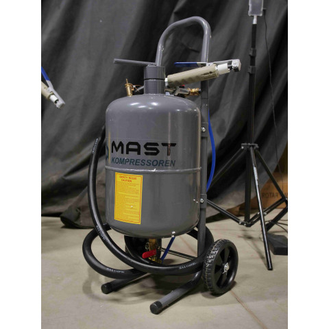 Напірний піскоструминний апарат MAST MSB5-1 (17 л)