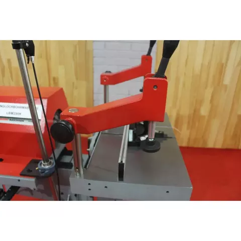 Верстат свердлильно-пазувальний Holzmann LBM 290K