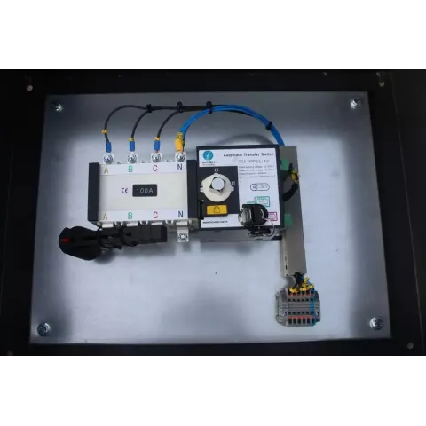 Дизельний генератор UNIVERSAL UND-BD 44 KVA