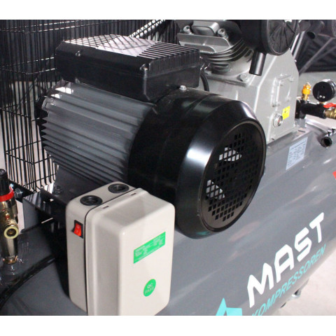 Поршневий компресор MAST VA90/200L 400