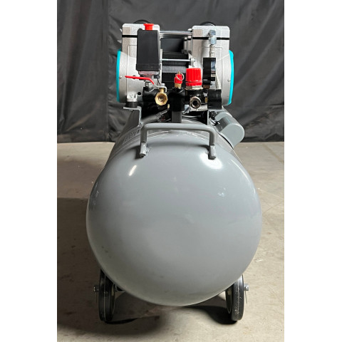 Безмасляний поршневий компресор Mast MOF1680/3x1500-120L