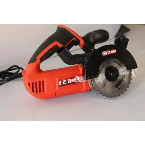 Ручна дискова пила Holzmann DBS 125