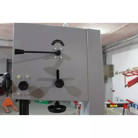 Стрічкова пила Holzmann HBS 470PROFI